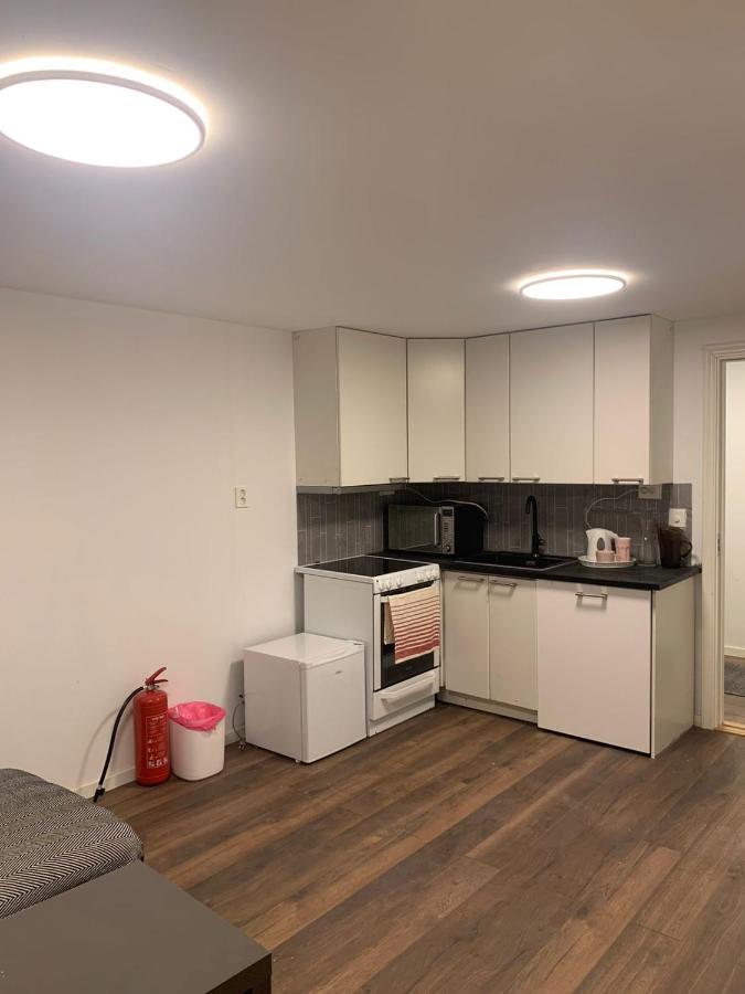 Beautiful 2 Rooms Apartment In Klofta,Near Oslo Airport& Oslo מראה חיצוני תמונה